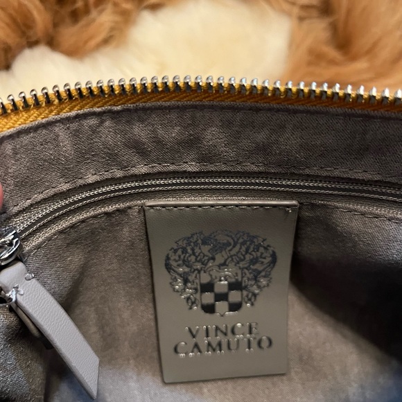 COPY - NWT - Vince Camuto Dania Crossbody bag, turmeric color - Picture 9 of 13